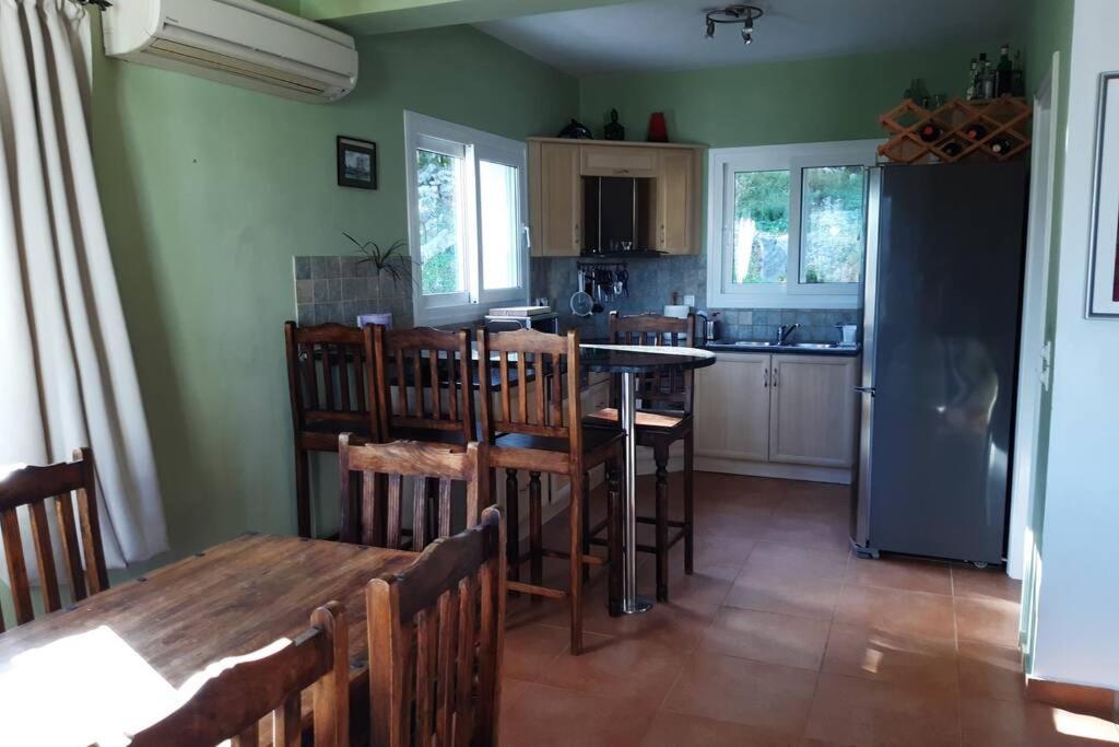 Villa Sunrise With Stunning Views And Private Pool Katokhórion 外观 照片