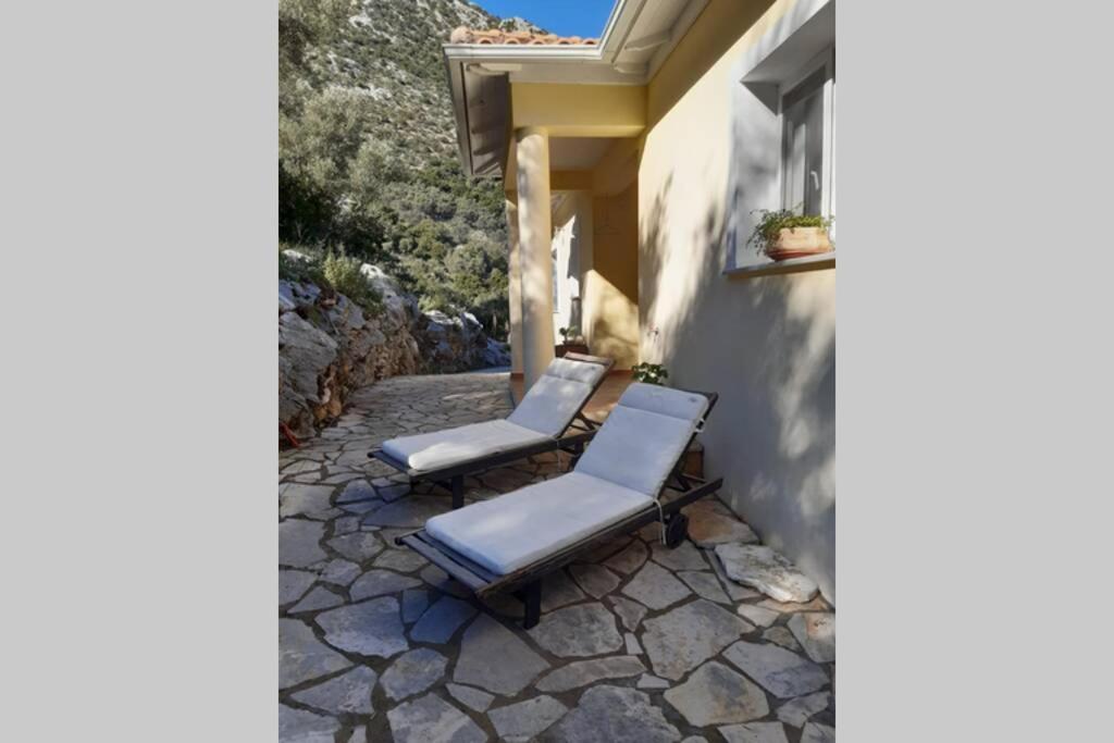 Villa Sunrise With Stunning Views And Private Pool Katokhórion 外观 照片