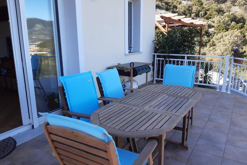 Villa Sunrise With Stunning Views And Private Pool Katokhórion 外观 照片